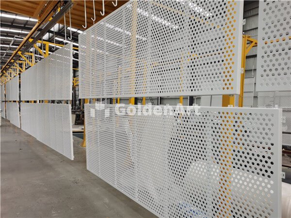 Perforated Aluminum Panel manufacture (6)