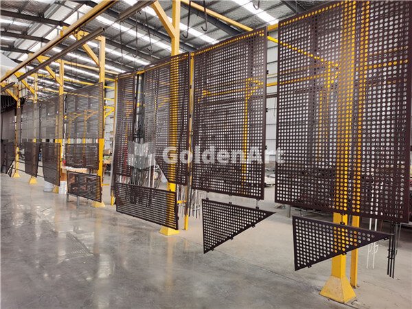 Perforated Aluminum Panel manufacture (8)
