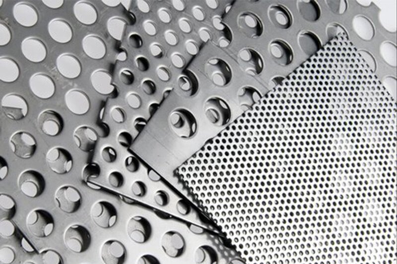 titanium-perforated-sheet-500×500